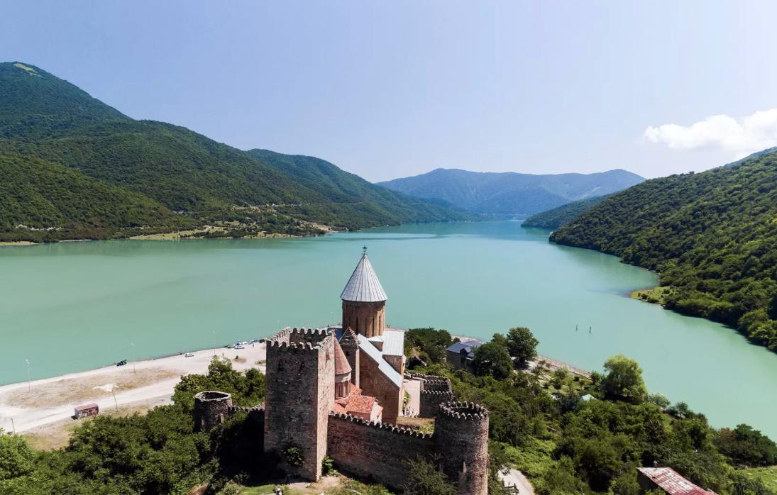 4-Day Georgia Highlights Tour