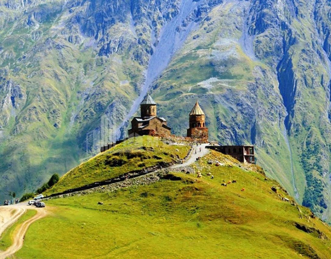 Kazbegi Mountain & Gergeti Trinity Church